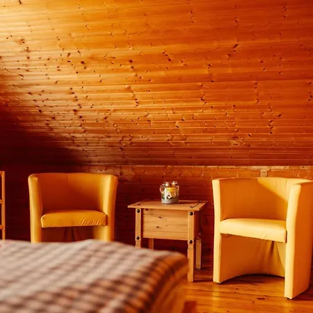 Der Fuchsbau - 3 Separate Blockhaeuser - Ruhige Lage - 50m Bis Zum Wald - Eingezaeunter Garten *