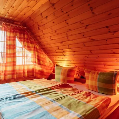 Der Fuchsbau - 3 Separate Blockhaeuser - Ruhige Lage - 50m Bis Zum Wald - Eingezaeunter Garten Dom wakacyjny