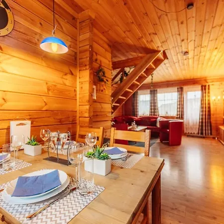 Holiday home Der Fuchsbau - 3 Separate Blockhaeuser - Ruhige Lage - 50m Bis Zum Wald - Eingezaeunter Garten *