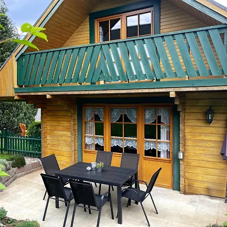 Prázdninový dům Der Fuchsbau - 3 Separate Blockhaeuser - Ruhige Lage - 50m Bis Zum Wald - Eingezaeunter Garten Bad Sachsa