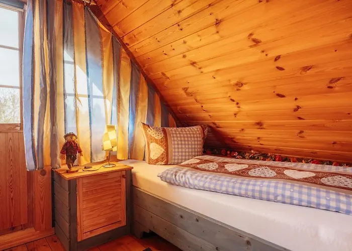 Der Fuchsbau - 3 Separate Blockhaeuser - Ruhige Lage - 50m Bis Zum Wald - Eingezaeunter Garten Holiday home *